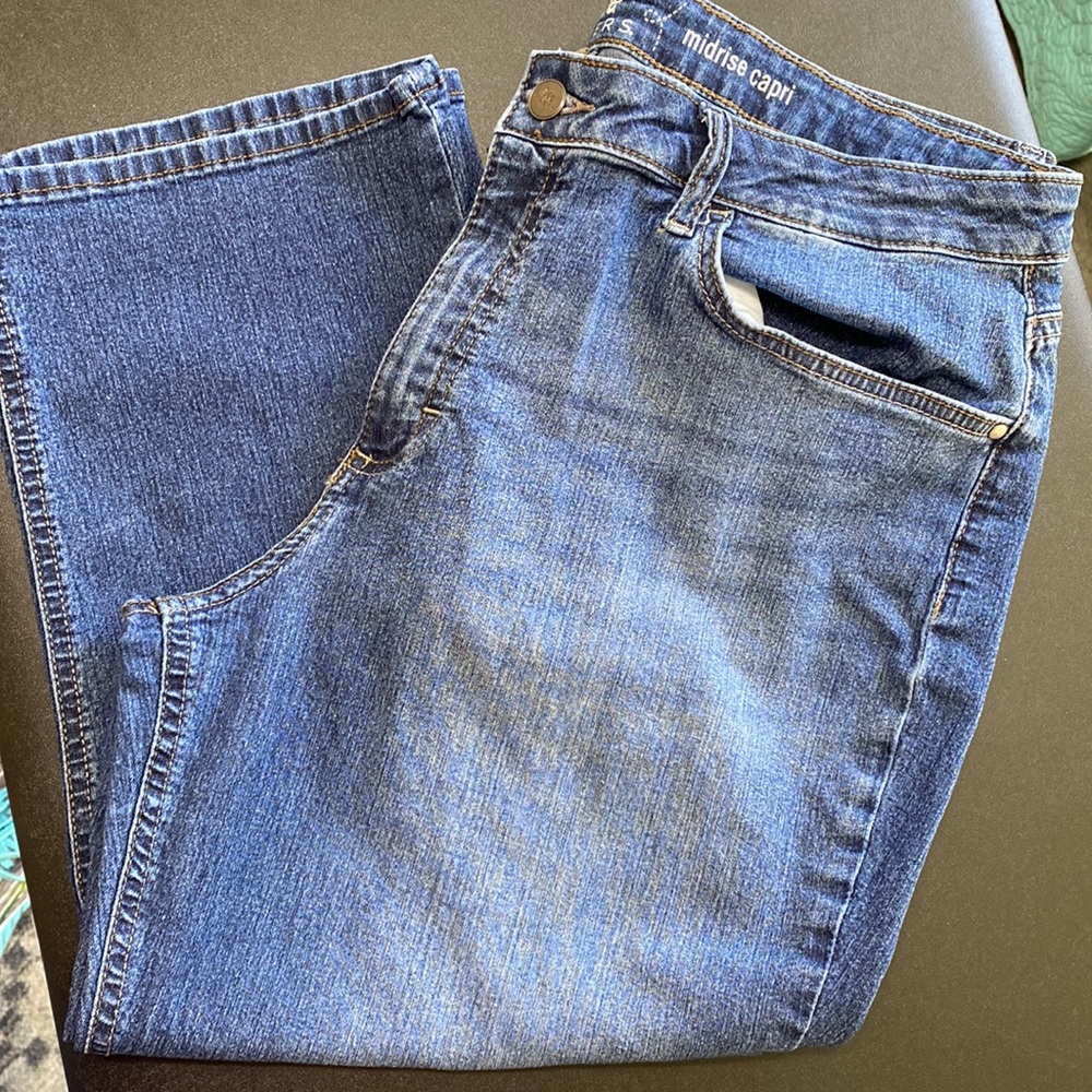 Lee Midrise Capri